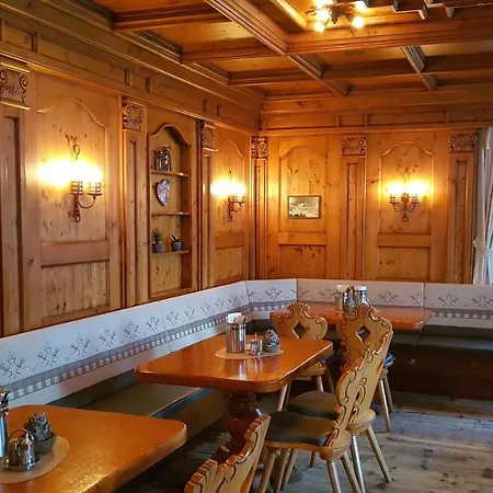 Erich Schweiger Apartment *